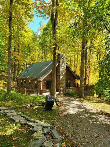 682 Rock House Rd, Other, NC 28743