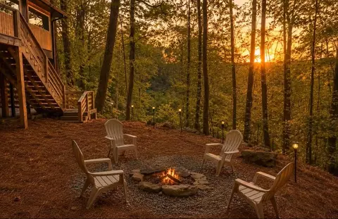 315 Bear Cv, Bryson City, NC 28713