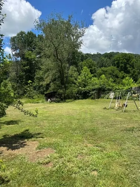 Exterior - 128 Barnes Rd, Sylva, NC 28779 photo 2 of 8