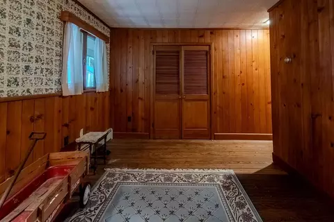 Bedroom - 182 Brandy Ln, Franklin, NC 28734 photo 5 of 5