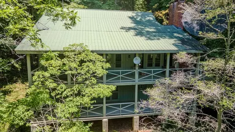 Exterior - 182 Brandy Ln, Franklin, NC 28734 photo 2 of 6