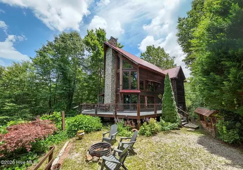 520 Whiteside Gap Rd, Robbinsville, NC 28771