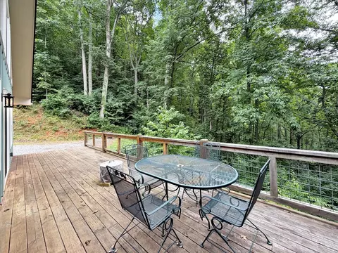 Exterior - 291 Incline Dr, Sylva, NC 28779 photo 8 of 10