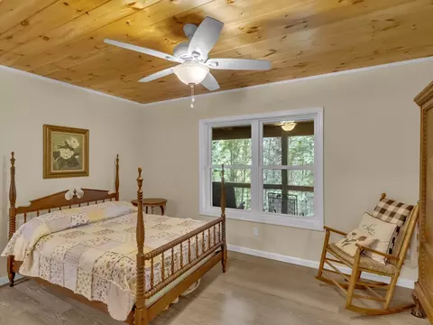 Bedroom - 291 Incline Dr, Sylva, NC 28779 photo 2 of 8