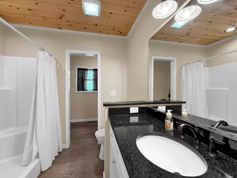 Bath - 291 Incline Dr, Sylva, NC 28779 photo 1 of 4