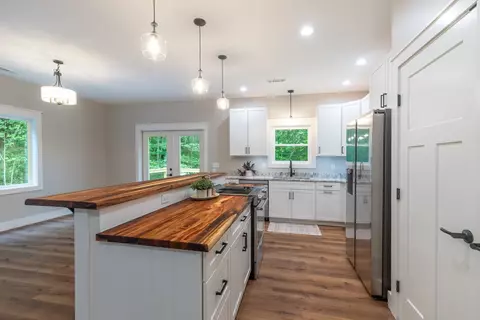 Kitchen - 79 Midway Dr, Sylva, NC 28779 photo 2 of 2