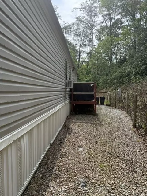 Other - 912 Lyle Downs Rd, Franklin, NC 28734 photo 2 of 11