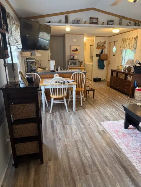 Other - 912 Lyle Downs Rd, Franklin, NC 28734 photo 9 of 11