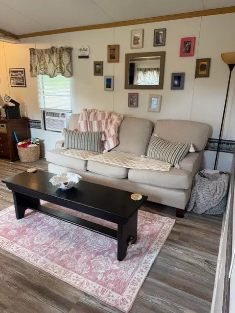 Living - 912 Lyle Downs Rd, Franklin, NC 28734 photo 1 of 1