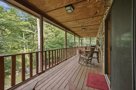 Exterior - 221 Chatto Loop Rd, Murphy, NC 28906 photo 4 of 34