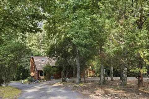 Exterior - 221 Chatto Loop Rd, Murphy, NC 28906 photo 17 of 34