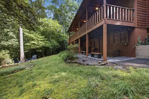 Exterior - 221 Chatto Loop Rd, Murphy, NC 28906 photo 13 of 34