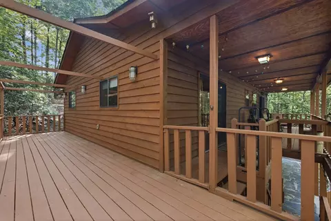 Exterior - 221 Chatto Loop Rd, Murphy, NC 28906 photo 8 of 34