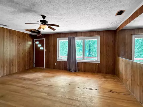 Living - 101 Cactus Loop, Sylva, NC 28779 photo 1 of 2
