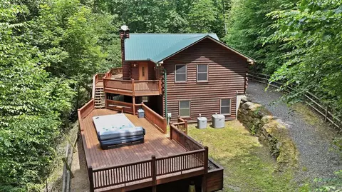 252 Starling Ln, Sylva, NC 28779 photo 2