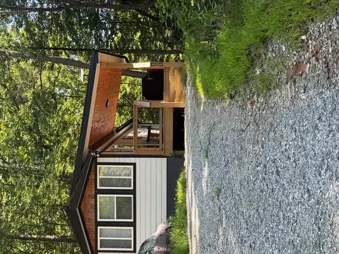 90 Monkey Face Ln, Bryson City, NC 28713