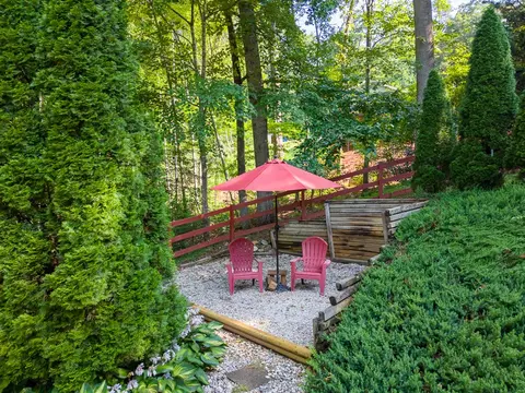 Exterior - 306 Springbrook Dr, Franklin, NC 28734 photo 27 of 36