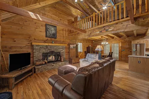 Living - 306 Springbrook Dr, Franklin, NC 28734 photo 1 of 4