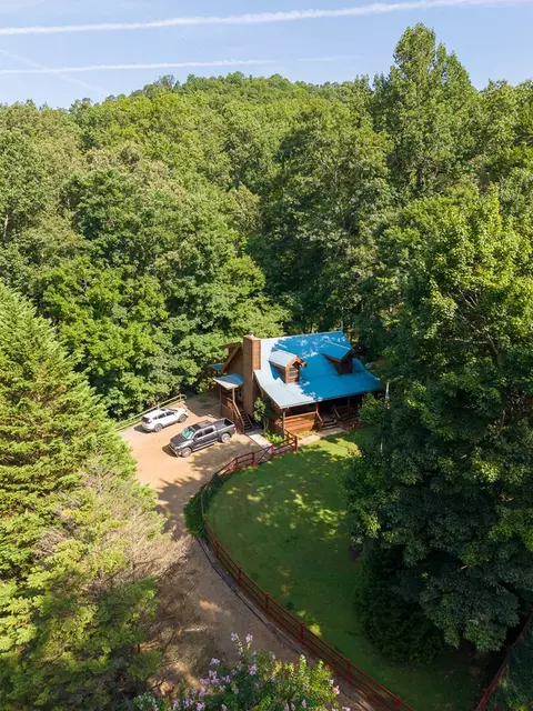 Other - 306 Springbrook Dr, Franklin, NC 28734 photo 7 of 12