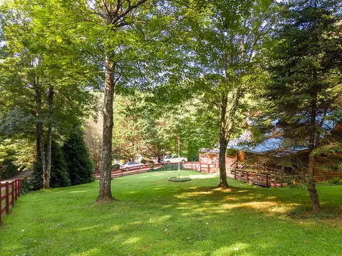 Exterior - 306 Springbrook Dr, Franklin, NC 28734 photo 23 of 36