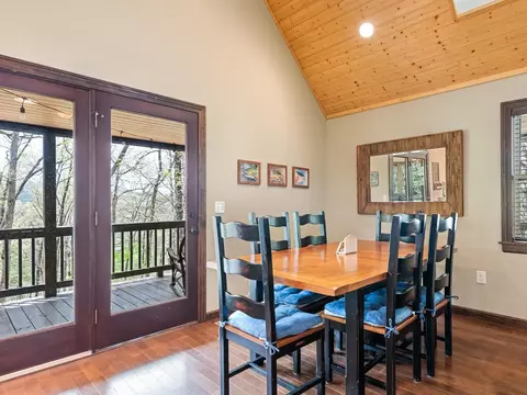 Dining - 374 Rio Bravo, Sylva, NC 28779 photo 1 of 2