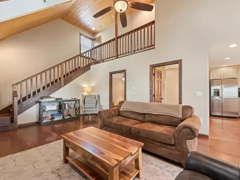 Living - 374 Rio Bravo, Sylva, NC 28779 photo 3 of 4