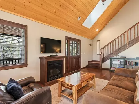 Living - 374 Rio Bravo, Sylva, NC 28779 photo 4 of 4