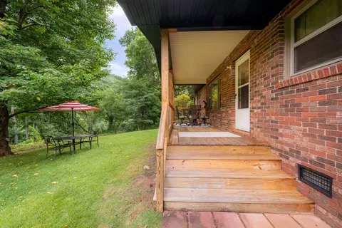 Exterior - 187 Garnet Rd, Sylva, NC 28779 photo 17 of 30