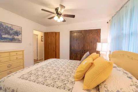 Bedroom - 187 Garnet Rd, Sylva, NC 28779 photo 4 of 6