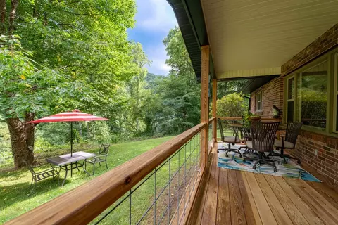 Exterior - 187 Garnet Rd, Sylva, NC 28779 photo 4 of 30