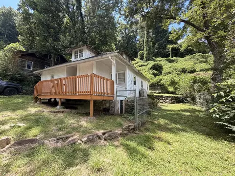 Exterior - 30 Morris St, Sylva, NC 28779 photo 2 of 4