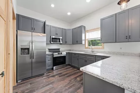 Kitchen - 790 Sierra Cir, Murphy, NC 28906 photo 3 of 4