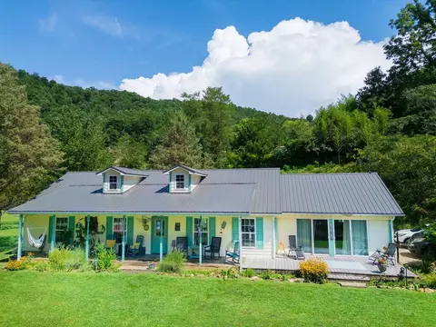31 Wilson Dr, Bryson City, NC 28713
