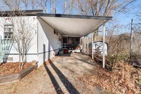 Exterior - 75 Summer Cir, Franklin, NC 28734 photo 3 of 11