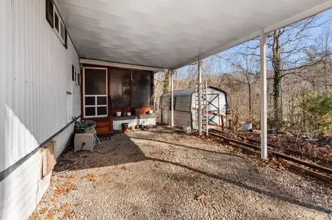 Exterior - 75 Summer Cir, Franklin, NC 28734 photo 4 of 11