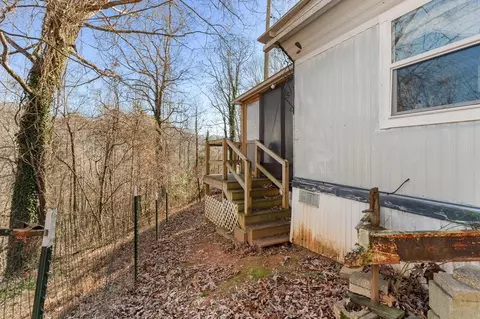 Exterior - 75 Summer Cir, Franklin, NC 28734 photo 8 of 11