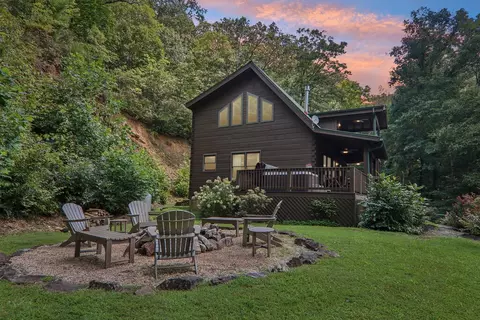 110 Nellie Hazel Dr, Bryson City, NC 28713