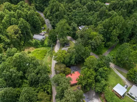 View/Area - 650 Sunrise Park, Sylva, NC 28779 photo 2 of 8