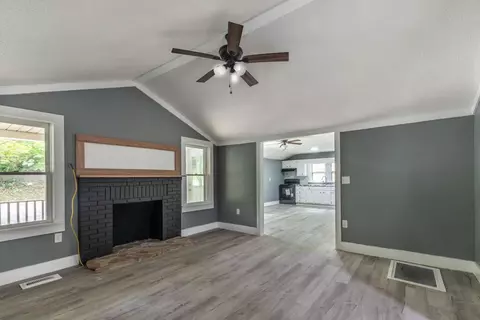 Living - 650 Sunrise Park, Sylva, NC 28779 photo 4 of 6