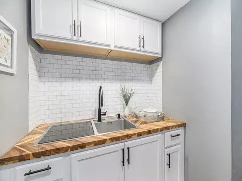 Kitchen - 499 Match Pt, Sylva, NC 28779 photo 6 of 6