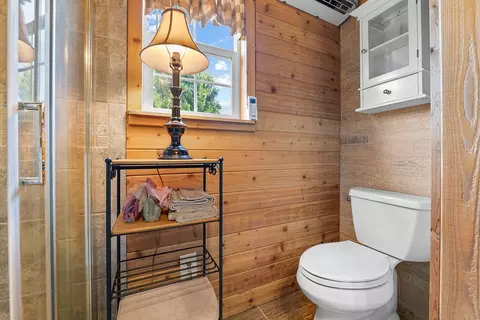 Bath - 60 Sunset Ln, Franklin, NC 28734 photo 1 of 1