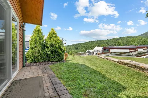 Exterior - 60 Sunset Ln, Franklin, NC 28734 photo 4 of 11