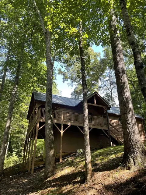 Exterior - 266 Springbrook Dr, Franklin, NC 28734 photo 2 of 4
