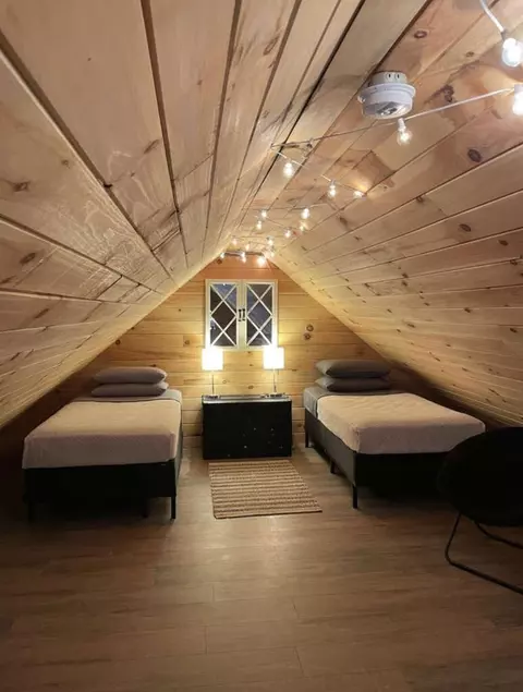 Bedroom - 266 Springbrook Dr, Franklin, NC 28734 photo 3 of 3