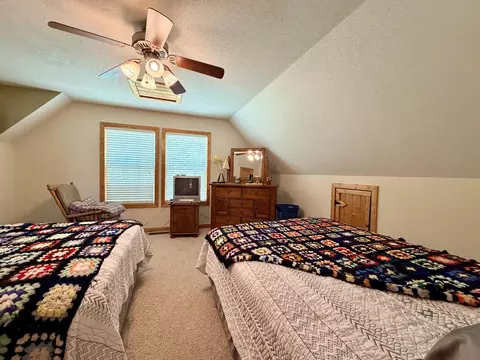 Bedroom - 542 Brushy Fork Rd, Sylva, NC 28779 photo 2 of 3