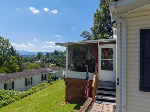 Exterior - 96 Beverly Dr, Franklin, NC 28734 photo 8 of 10