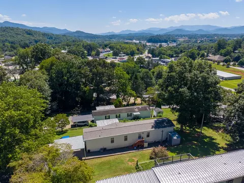 View/Area - 96 Beverly Dr, Franklin, NC 28734 photo 5 of 6