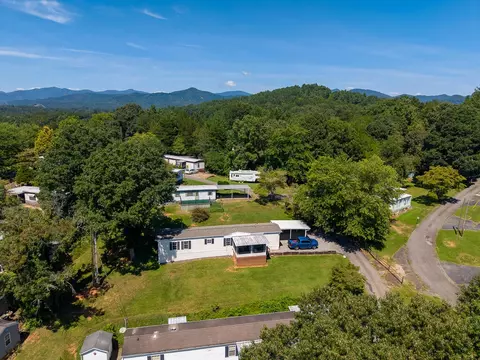 View/Area - 96 Beverly Dr, Franklin, NC 28734 photo 2 of 6