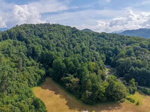 View/Area - 351 Browning Rd, Sylva, NC 28779 photo 10 of 12