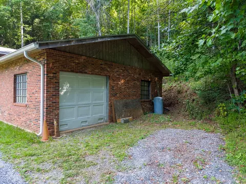 Exterior - 351 Browning Rd, Sylva, NC 28779 photo 8 of 16